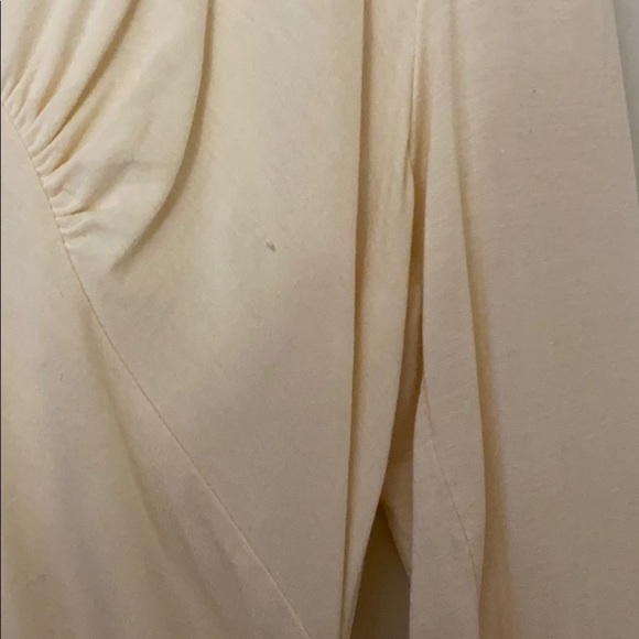 2 for $15 NWT bandolino cream long sleeve size: L - Picture 5 of 8